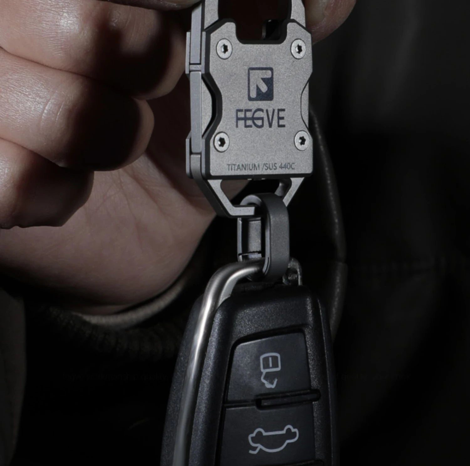 Titanium Alloy Quick Release Key Ring With Black PVD Coating-For Car Keys, EDC Accessories, Durable Compact Metal Connector Ring